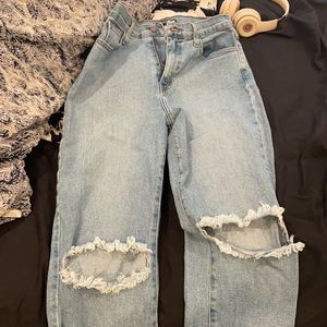 Fashion nova ripped jeans
